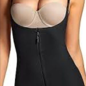 Leonisa powerslim body contour shaper